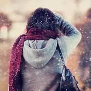 16张飘雪氛围感女生头像 清冷气质雪景美人头像合集