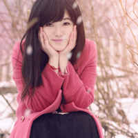 36张雪花飞舞氛围感女生头像 冬日氛围感拉满的唯美头像合集