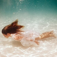 水中跳舞的女生头像来啦！48张唯美氛围感拉满