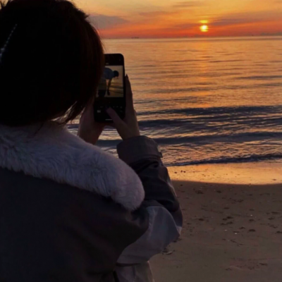 学生党专属！14张低调不显眼的真人情侣头像合集