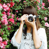 拿相机的清新女生头像合集，48张唯美氛围感头像直接用
