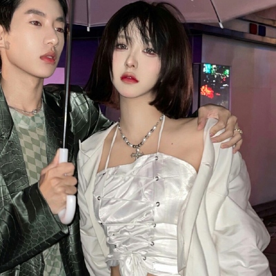 14张高格调高质量情侣头像 快和对象安排上