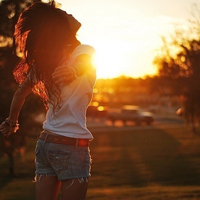 逆光夕阳氛围感女生头像合集 48张