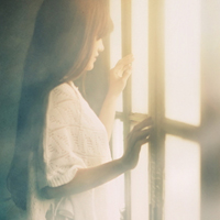 45张氛围感拉满的意境女生QQ头像，温柔又治愈