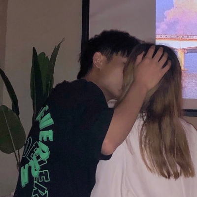 14张超甜真人情侣头像，氛围感直接拉满