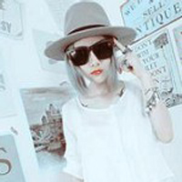 57张真实女生自拍头像 用原相机记录当下的踏实感