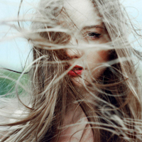 47张高清霸气欧美红唇女生头像合集，氛围感拉满