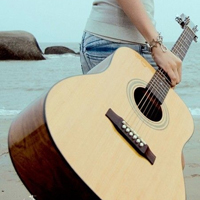 抱着吉他的文艺女生头像合集 共46张