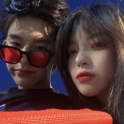 14张超甜真人情侣头像，氛围感直接拉满