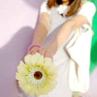 48张清新真人穿裙女生头像 适合当微信头像