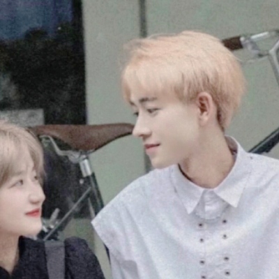 10组氛围感拉满的真人情侣头像 清新又治愈