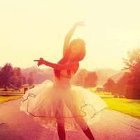 48张氛围感拉满的女生微信头像，每张都自带诗意滤镜