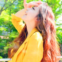 女生仰望天空的清新头像合集 28张好看的唯美女生头像