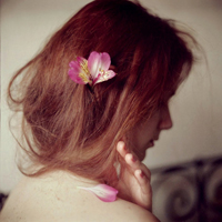 60张氛围感拉满！低头不语的女生思念头像合集