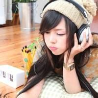 59张超好看的戴耳机女生听音乐QQ头像