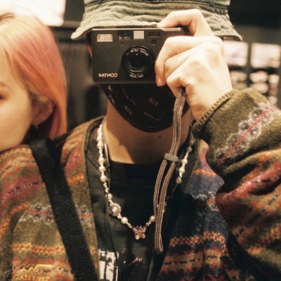 ins风高级感真人情侣头像 高清甜妹款共10张