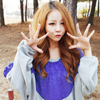 48张清新氛围感女生QQ头像，把温柔气质焊在头像里