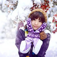 18张雪中氛围感女生头像合集 雪花飞舞的唯美女生头像