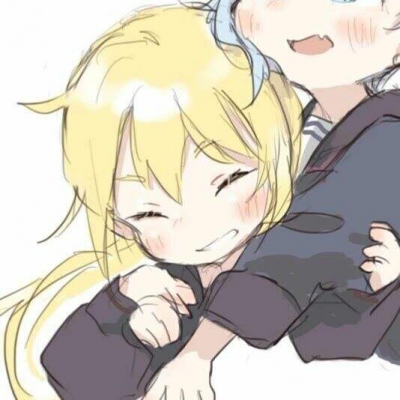 男生抱女生的可爱动漫情侣头像来啦（共2张）