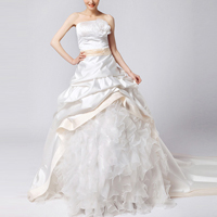 60张优雅高贵的婚纱女生头像 适配微信的唯美头像图