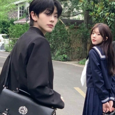 16张氛围感拉满的真人情侣头像