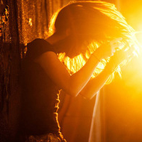 47张氛围感拉满！夕阳下的温柔女生头像合集