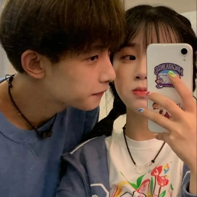 5月超甜真人情侣头像来啦！12张氛围感拉满的甜蜜款