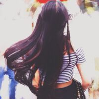 新款女生背影真人头像 共48张可选