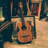 36张氛围感拉满！弹吉他的清新女生头像合集