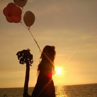 48张氛围感拉满的女生微信头像，每张都自带诗意滤镜