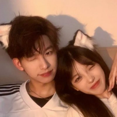 珍藏版稀有好看真人情头合集 12张优质情侣头像分享