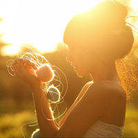 48张清新意境风QQ女生头像 氛围感拉满的小众女头