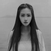 30张超绝女生唯美黑白头像 适配QQ的氛围感头像合集