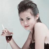 20张伤感喝酒女生头像 氛围感拉满的唯美头像合集