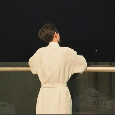 最新高清一左一右情侣真人头像 20组合集来啦