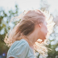 47张氛围感拉满的女生颓废伤感头像，每一张都带着淡淡的意境美