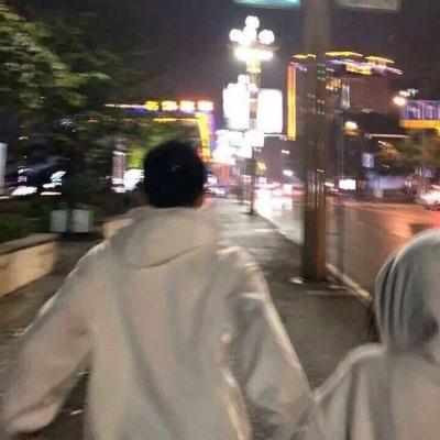 学生党看过来！18张ins风情侣头像分享