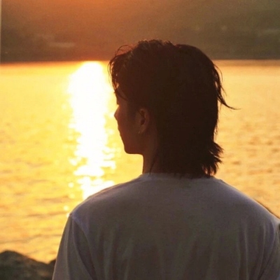 20张成熟文艺风高清情侣头像 好看又有质感