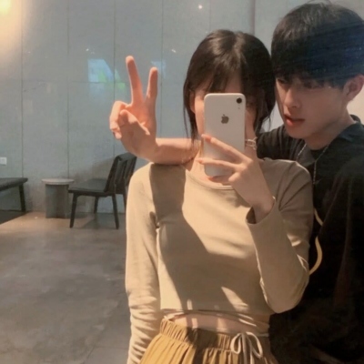 珍藏版稀有好看真人情头合集 12张优质情侣头像分享