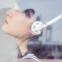 48张清新氛围感女生戴耳机头像 唯美氛围感拉满