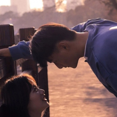 16张氛围感拉满的真人情侣头像