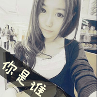 48张带伤心文字的女生QQ头像，配文“我只是路过你的心”