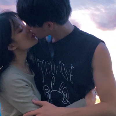 超甜真人气质情侣头像！10张高清氛围感图直接存