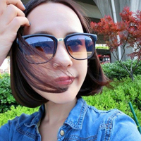 女生超拽戴眼镜头像合集 60张拽酷女生头像安排上