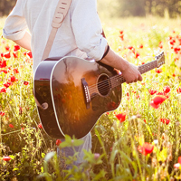 36张氛围感拉满！弹吉他的清新女生头像合集