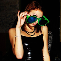 女生超拽戴眼镜头像合集 60张拽酷女生头像安排上