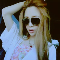 13张妩媚妖娆女生头像 性感好看的女生头像合集