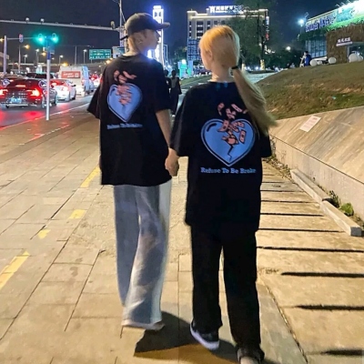 超酷潮流情侣头像 16张高清好看合集