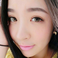 57张戴美瞳的大眼女生头像 氛围感拉满