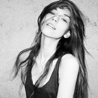 51张妩媚霸气女生头像 又拽又撩的性感头像合集